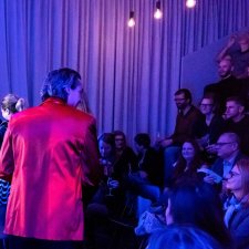 Perrinjack chauffe le public